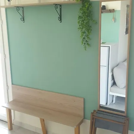 A 5 Minute A Pieds De La * סנרי-סור-מר